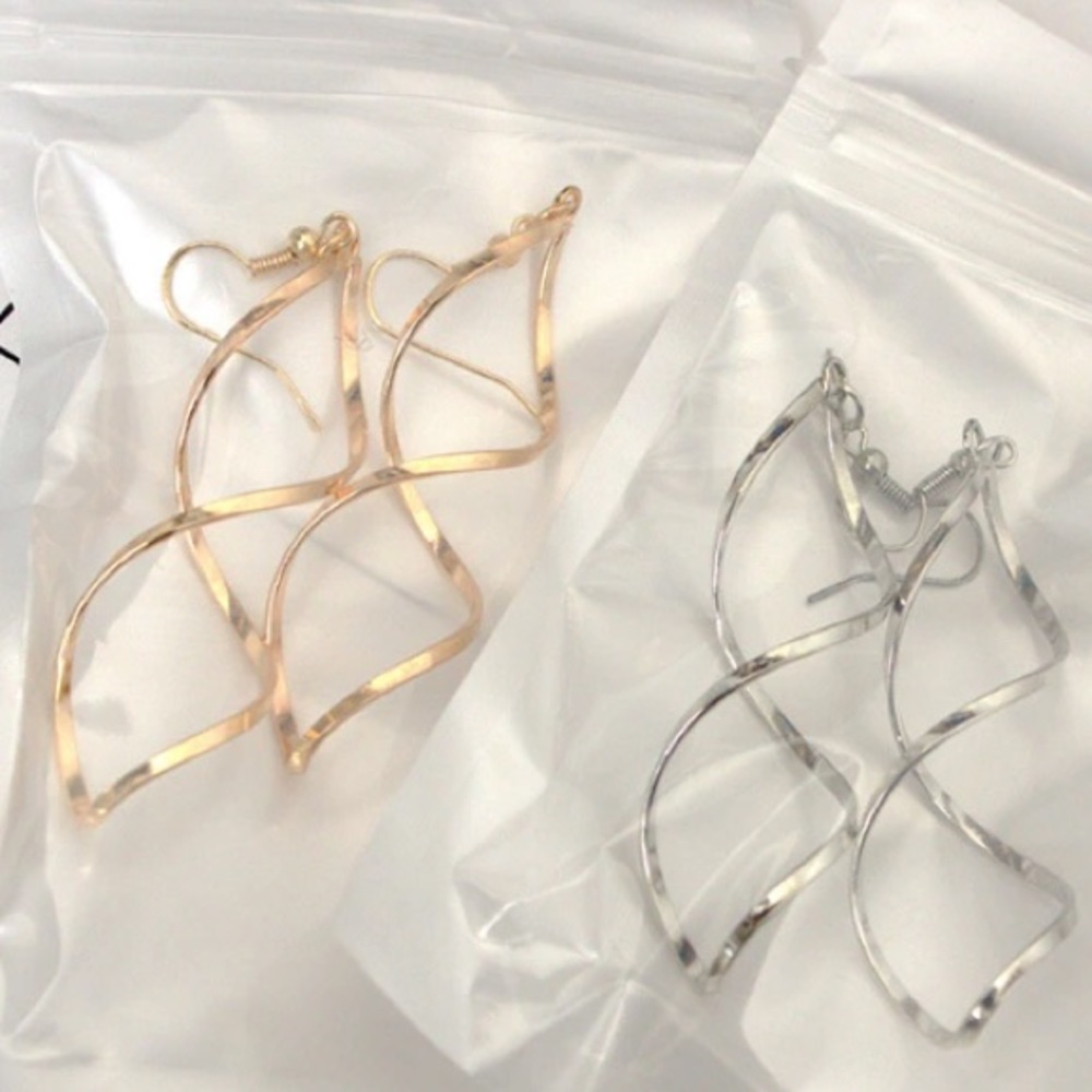 NEW!๐๐๐GOLDEN MODERN SPIRAL SWIRLS!๐๐๐PRETTY - Picture 4 of 8